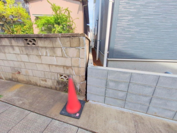 @-