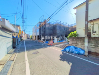 �O�ʓ��H�܂ތ��n�ʐ^�@-