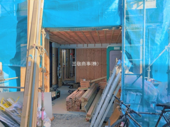 �O�ʓ��H�܂ތ��n�ʐ^�@-