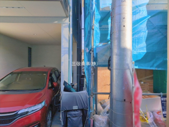 �O�ʓ��H�܂ތ��n�ʐ^�@-