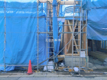 �O�ʓ��H�܂ތ��n�ʐ^�@-