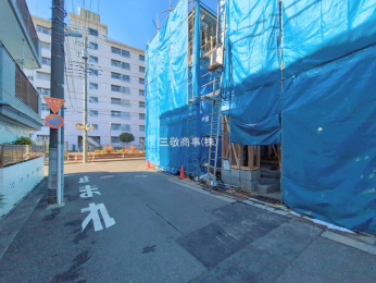 �O�ʓ��H�܂ތ��n�ʐ^�@-