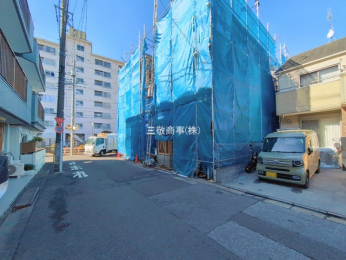 �O�ʓ��H�܂ތ��n�ʐ^�@-