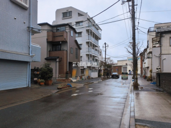 �O�ʓ��H�܂ތ��n�ʐ^�@-