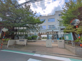 �@-