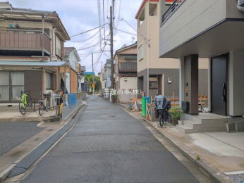 �O�ʓ��H�܂ތ��n�ʐ^�@-